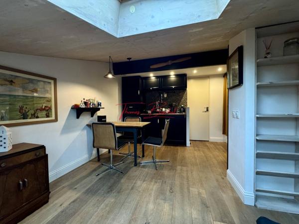 Immeuble à vendre 12 pièces de 237 m²