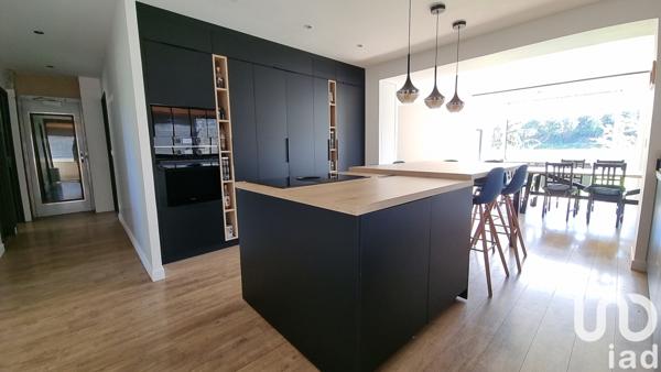 Maison à vendre 10 pièces 260 m² Saint-Chamond