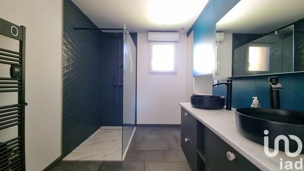 Maison à vendre 10 pièces 260 m² Saint-Chamond