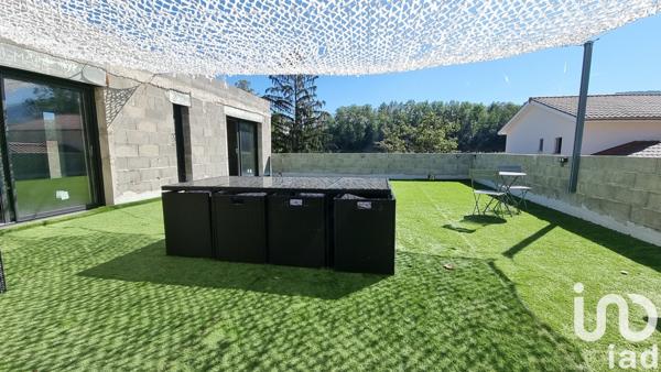 Maison à vendre 10 pièces 260 m² Saint-Chamond