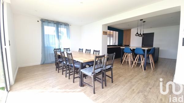 Maison à vendre 10 pièces 260 m² Saint-Chamond