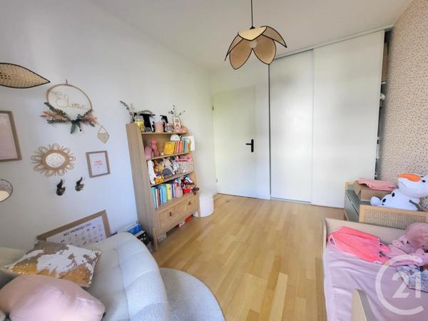 Appartement F4 à vendre  4 pièces - 82,42 m 2   ERMONT  - 95