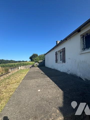 Allineuc - ensemble de deux maison à la campagne