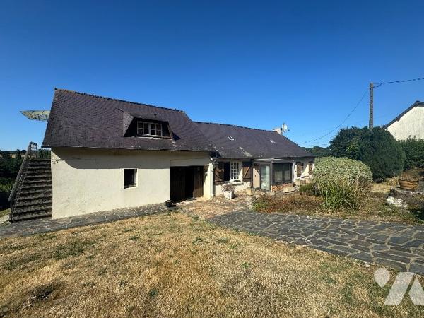 Allineuc - ensemble de deux maison à la campagne