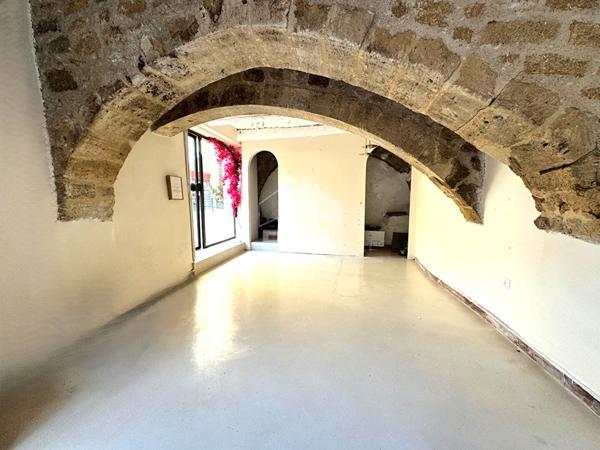 SALON DE PROVENCE - A VENDRE - Droit au Bail