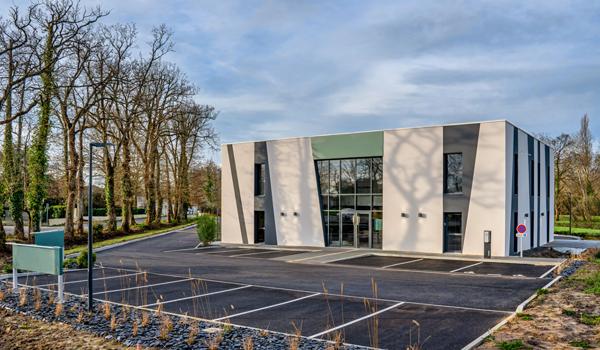 Challans, très beaux Bureaux de 185.32 m²