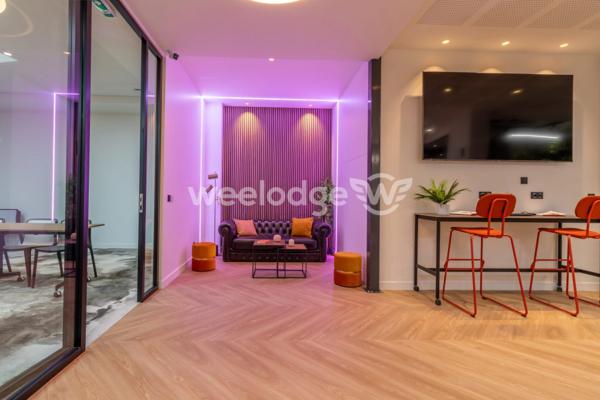 Local commercial à louer de 430 m² à Cergy