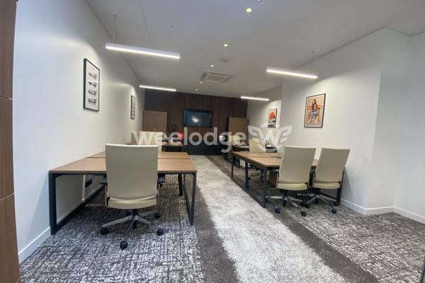 Local commercial à louer de 430 m² à Cergy
