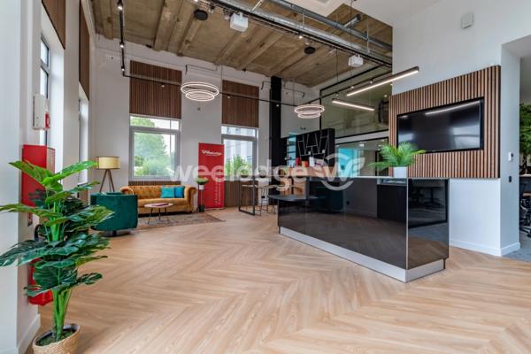 Local commercial à louer de 430 m² à Cergy
