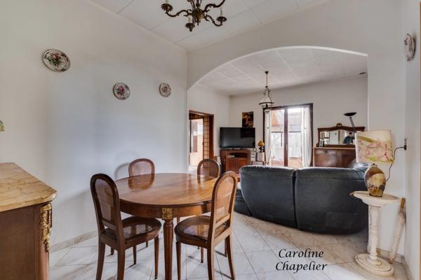 Barrière de Paris, 3 chambres, bureau, 2 SDE, garage, jardin (construction possible)