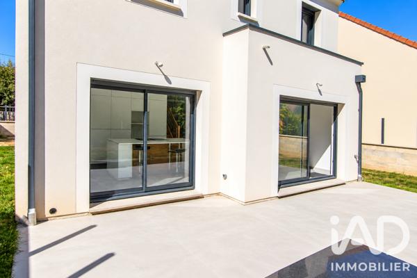 Maison à vendre 6 pièces 128 m² Montlhéry