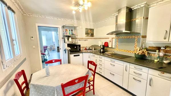 MAISON A VENDRE - ANCENIS-SAINT-GEREON - 7 pièces 182 m²