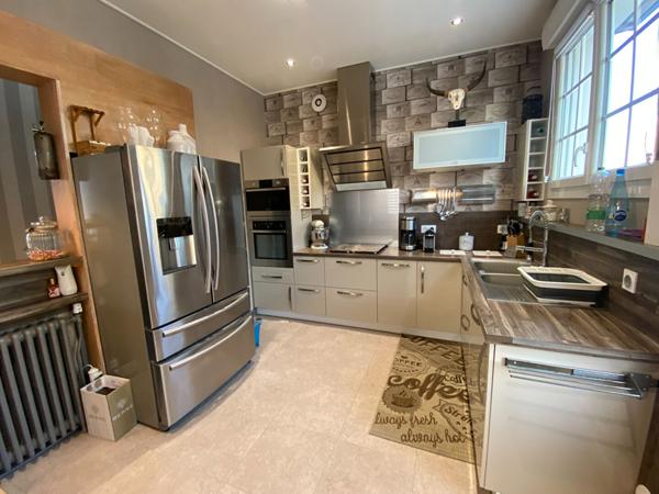 17200 ROYAN Maison Royan 6 pièce(s) 162 m2