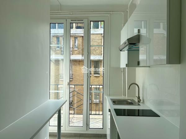 Location Appartement 2 pièces 42.4 m² - Paris 75015