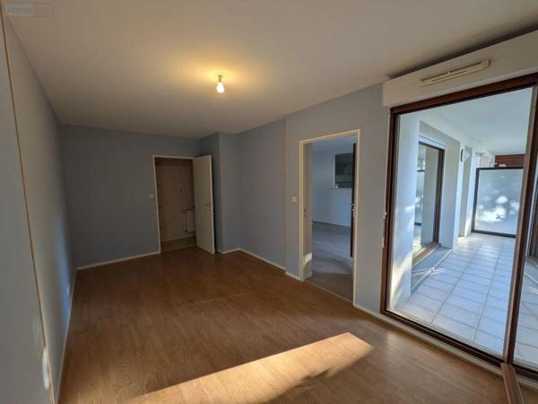 Location - Appartement Saint-Jacques-de-la-Lande 35136 4 pièces 78 m 2