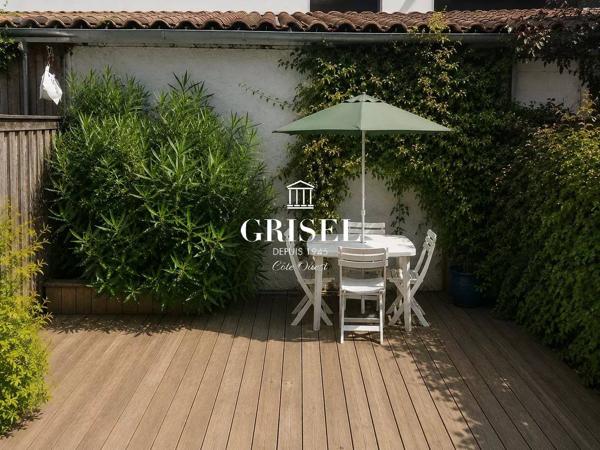 Au coeur du village du Canon