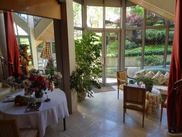 (75015) Hespérides Vaugirard Paris 15ème 2 pièces avec terrasse. Calme et ensoleillé