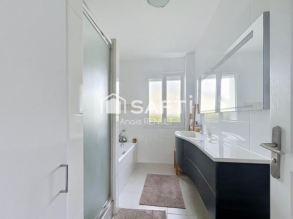 Maison - 6 pièces - 153m2