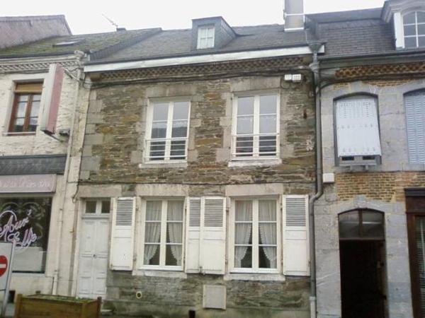 REVIN, 68 rue VICTOR HUGO