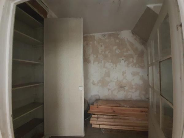 Dpt Vosges (88), à vendre RAMBERVILLERS immeuble T15 de 280 m2 à rénover en 5 ou 6 appartements avec cour
