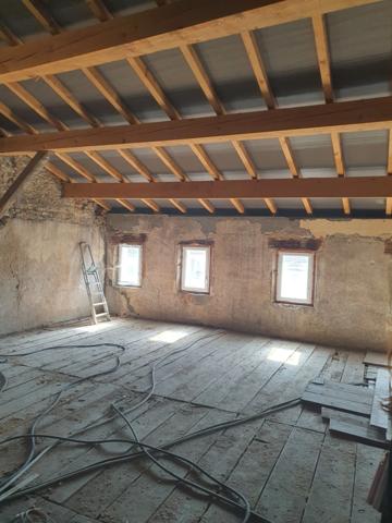 Dpt Vosges (88), à vendre RAMBERVILLERS immeuble T15 de 280 m2 à rénover en 5 ou 6 appartements avec cour