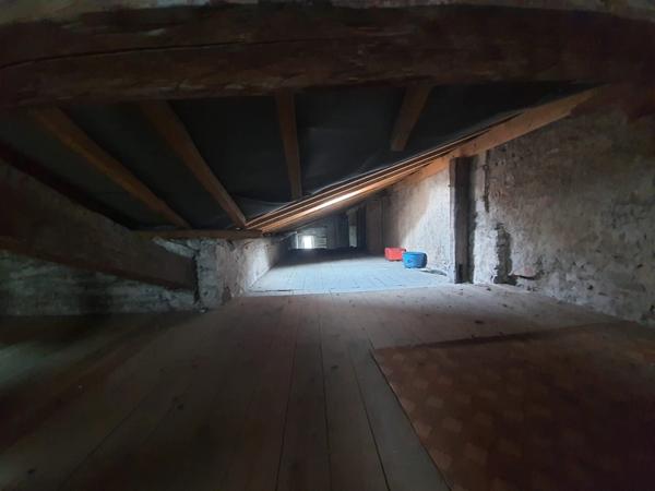 Dpt Vosges (88), à vendre RAMBERVILLERS immeuble T15 de 280 m2 à rénover en 5 ou 6 appartements avec cour