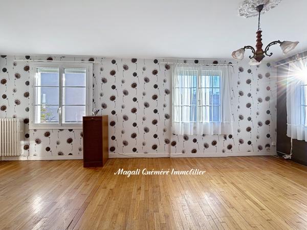 Exclusivité – Maison 3 chambres + combles aménageables – 526 m² de terrain – Montfort-sur-Meu