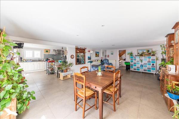 Maison à vendre |  Agen |  8 pièces | 160 m²