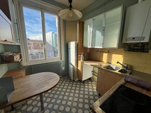 A LOUER : T4 à LILLE • Wazemmes • 885 € CC • Réf. 165-001