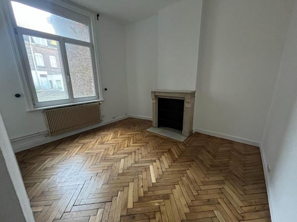 A LOUER : T4 à LILLE • Wazemmes • 885 € CC • Réf. 165-001