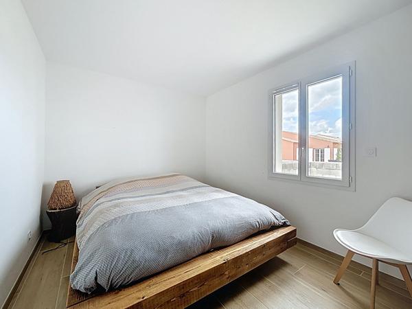 Maison neuve de plain-pied ? Ferrieres 5 pieces- 91 m2- 3 chambres plain pied