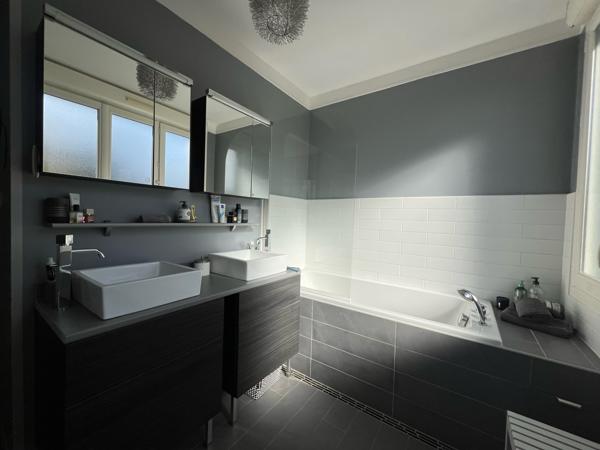 Maison 7 pièces 137 m2