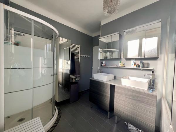 Maison 7 pièces 137 m2