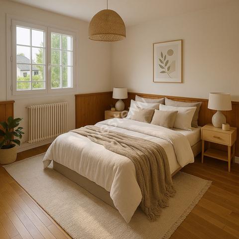 Orvault proche Bourg : En vente, jolie maison 2 chambres sur +416 m² parcelle, en hameau, prévoir assainissement.