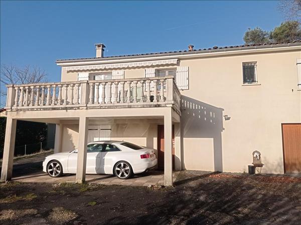 Maison à vendre |  Cornille |  4 pièces | 90 m²