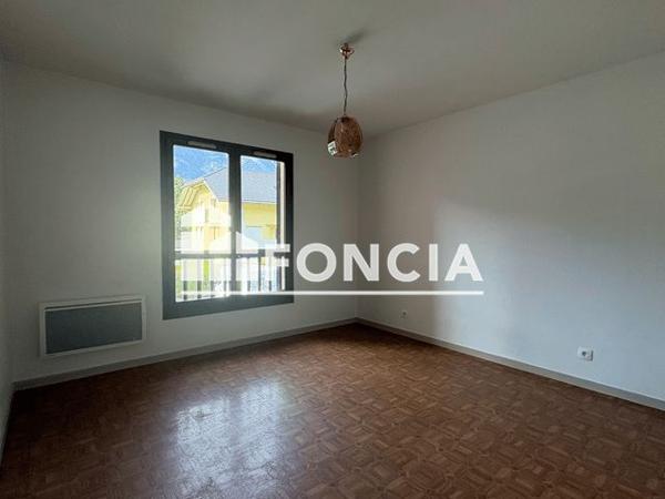 Location Appartement 3 pièces 78.1 m² - 768/788/804 ROUTE DE CHAMBERY Gilly Sur Isere 73200