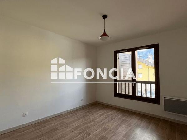 Location Appartement 3 pièces 78.1 m² - 768/788/804 ROUTE DE CHAMBERY Gilly Sur Isere 73200