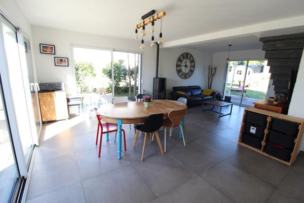 Maison - 6 pièces - 125 m²