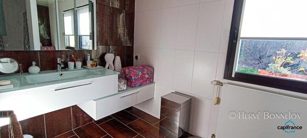 Maison à vendre 11 pièces  ()