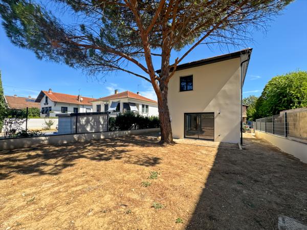 VILLEFRANCHE-SUR-SAÔNE – CONSTRUCTION NEUVE de 2026 – 4 CHAMBRES – JARDIN
