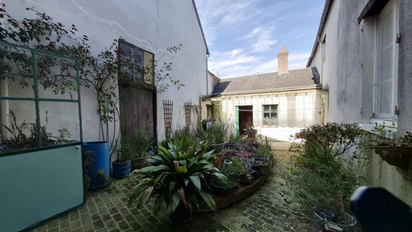 Boynes (45300) Ensemble de deux habitations