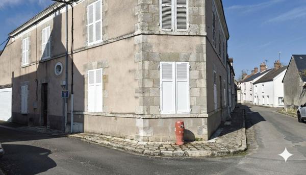 Boynes (45300) Ensemble de deux habitations