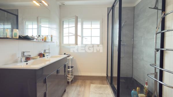 CIBOURE - Appartement T4 traversant de 87m² avec Terrasse de 51 m² Garage et Parking privatif