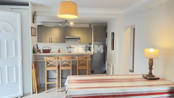 CIBOURE - Appartement T4 traversant de 87m² avec Terrasse de 51 m² Garage et Parking privatif