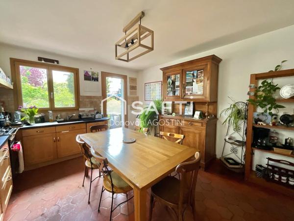 Maison sur 2 niveaux, 2 chambres et un bureau, jardin, cave  dans le pentagone