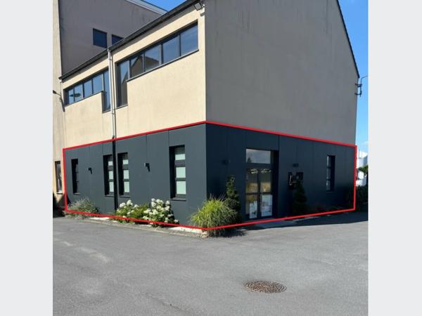 Commerce à Louer à MARLY 1200 €