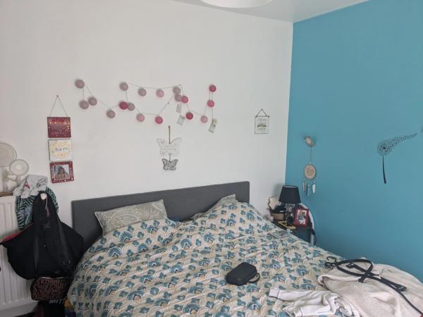 GUEMENE SUR SCORFF IMMEUBLE DE RAPPORT COMPOSE DE 2 LOGEMENTS T3 ET T5 JARDIN DE 800M² ENVIRON