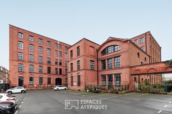 Loft de caractère au coeur des anciennes usines Lepoutre-Bourlet