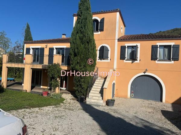 Maison à vendre 6 pièces de 208 m²