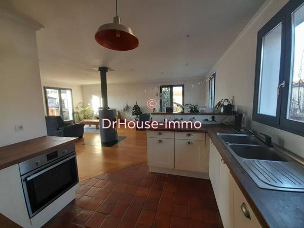 Maison à vendre 6 pièces de 208 m²